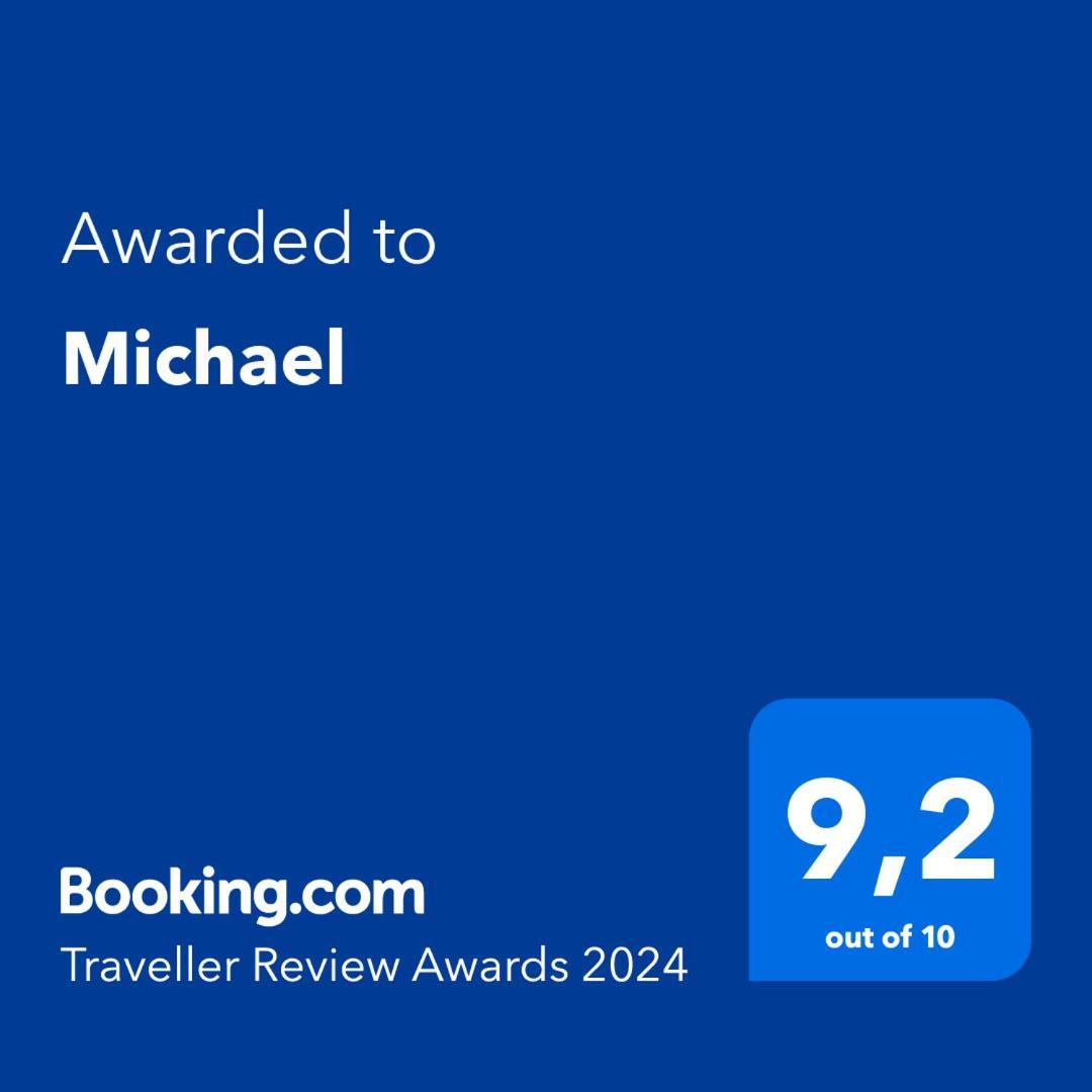 Апартаменты Michael Омиш Экстерьер фото